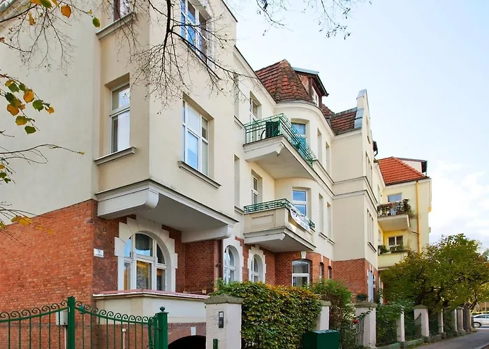 Elite s Admiralski Przy Plaży